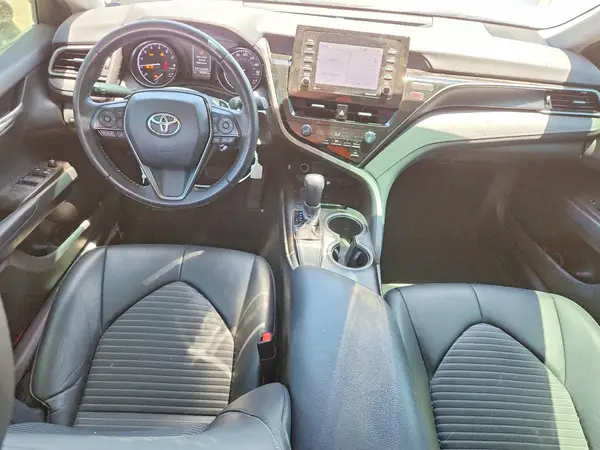 4T1G11AK0MU526219 2021 TOYOTA CAMRY - Image 8
