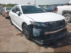 4T1G11AK0MU527404 2021 TOYOTA CAMRY