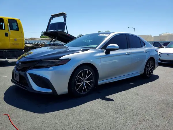 4T1G11AK0MU530237 2021 TOYOTA CAMRY - Image 1