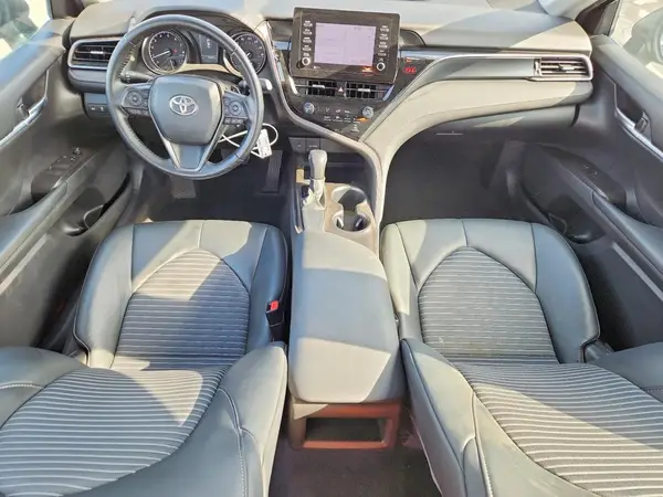 4T1G11AK0MU530366 2021 TOYOTA CAMRY - Image 8