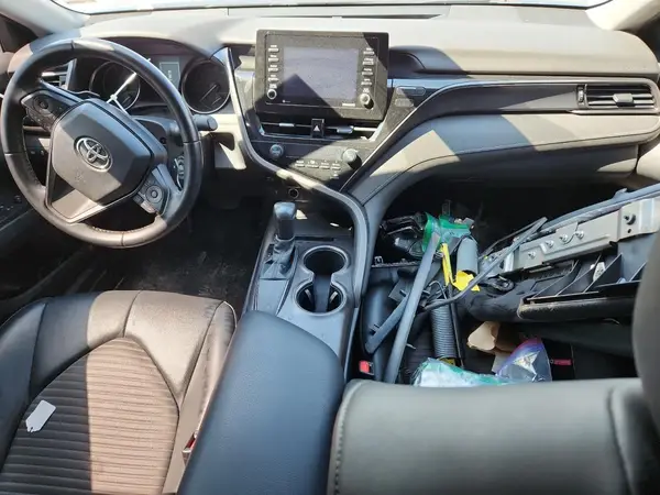 4T1G11AK0MU531534 2021 TOYOTA CAMRY - Image 8