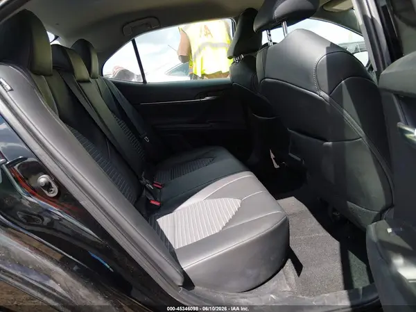 4T1G11AK0MU533381 2021 TOYOTA CAMRY - Image 8