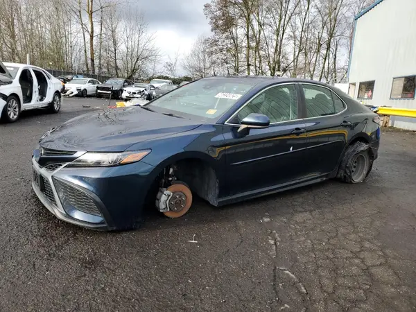 4T1G11AK0MU546597 2021 TOYOTA CAMRY - Image 1