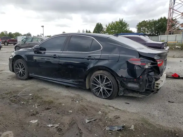 4T1G11AK0MU548737 2021 TOYOTA CAMRY - Image 2