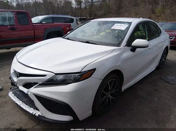 4T1G11AK0MU553100 2021 TOYOTA CAMRY - Image 2