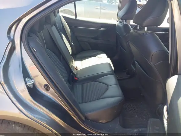 4T1G11AK0MU557776 2021 TOYOTA CAMRY - Image 8