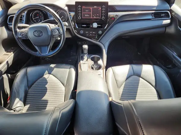4T1G11AK0MU564498 2021 TOYOTA CAMRY - Image 8