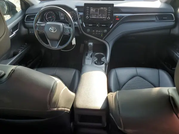 4T1G11AK0MU573640 2021 TOYOTA CAMRY - Image 8