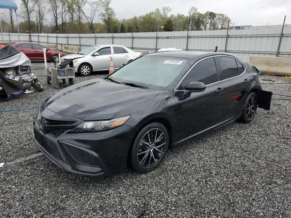 4T1G11AK0MU575212 2021 TOYOTA CAMRY - Image 1