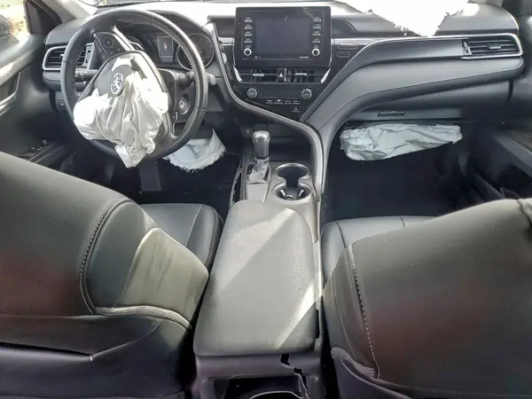 4T1G11AK0MU580524 2021 TOYOTA CAMRY - Image 8