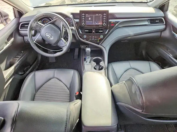 4T1G11AK0MU585206 2021 TOYOTA CAMRY - Image 8