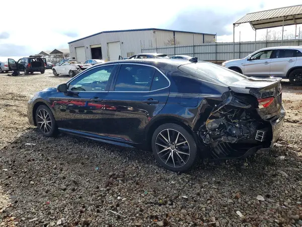 4T1G11AK0MU589207 2021 TOYOTA CAMRY - Image 2