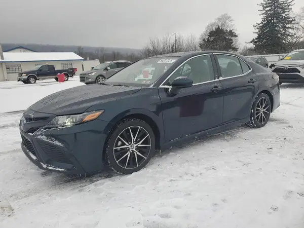 4T1G11AK0MU593533 2021 TOYOTA CAMRY - Image 1