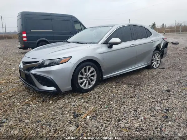 4T1G11AK0MU598540 2021 TOYOTA CAMRY - Image 2