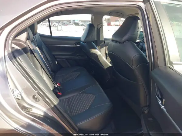 4T1G11AK0MU599140 2021 TOYOTA CAMRY - Image 8