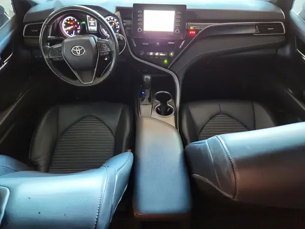 4T1G11AK0MU605261 2021 TOYOTA CAMRY - Image 8
