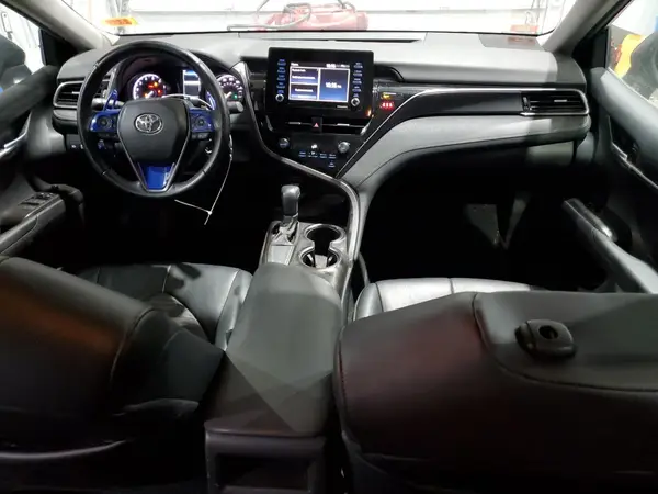 4T1G11AK0MU606409 2021 TOYOTA CAMRY - Image 8