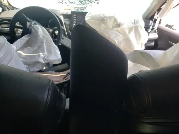 4T1G11AK0MU616020 2021 TOYOTA CAMRY - Image 8