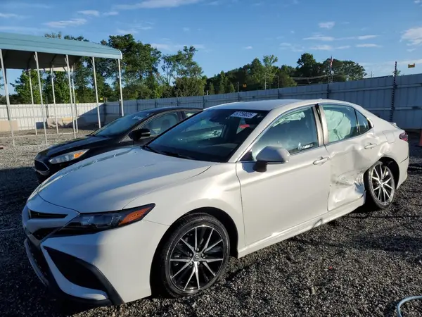 4T1G11AK0NU003770 2022 TOYOTA CAMRY - Image 1