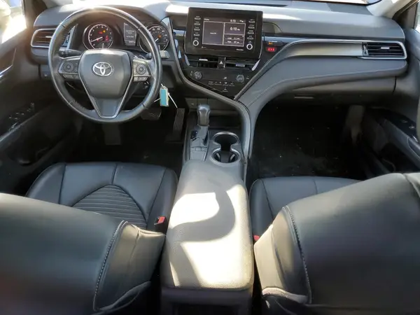 4T1G11AK0NU008807 2022 TOYOTA CAMRY - Image 8