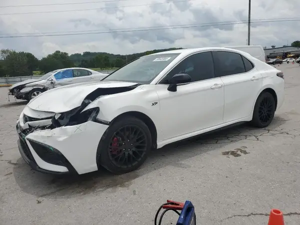 4T1G11AK0NU017278 2022 TOYOTA CAMRY - Image 1