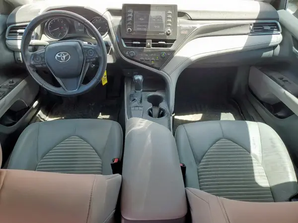 4T1G11AK0NU020861 2022 TOYOTA CAMRY - Image 8