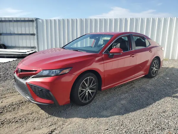 4T1G11AK0NU038423 2022 TOYOTA CAMRY - Image 1