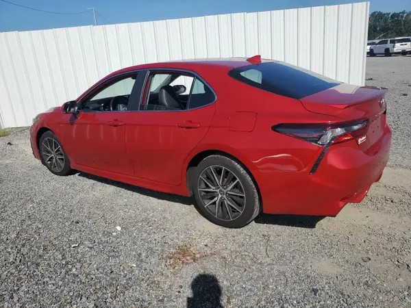 4T1G11AK0NU038423 2022 TOYOTA CAMRY - Image 2