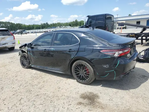 4T1G11AK0NU040365 2022 TOYOTA CAMRY - Image 2