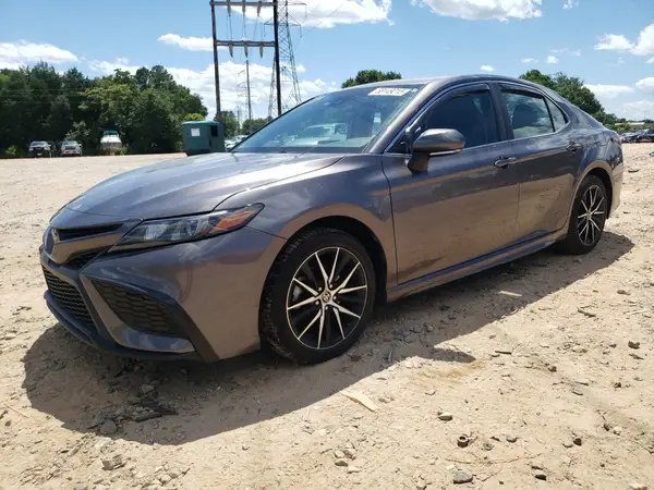 4T1G11AK0NU044948 2022 TOYOTA CAMRY - Image 1