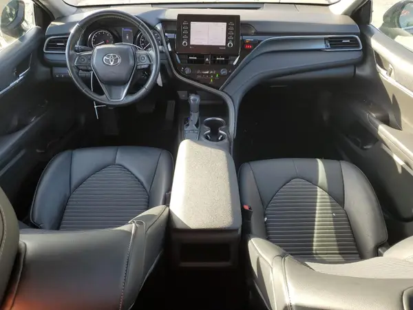 4T1G11AK0NU046831 2022 TOYOTA CAMRY - Image 8