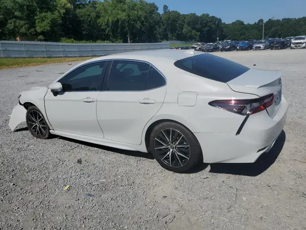 4T1G11AK0NU047719 2022 TOYOTA CAMRY - Image 2