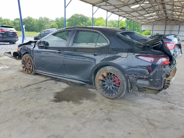 4T1G11AK0NU064875 2022 TOYOTA CAMRY - Image 2