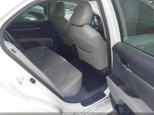 4T1G11AK0NU067002 2022 TOYOTA CAMRY - Image 8
