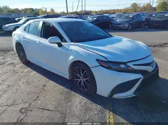 4T1G11AK0NU627567 2022 TOYOTA CAMRY