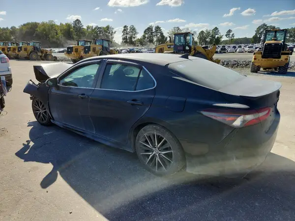 4T1G11AK0NU627617 2022 TOYOTA CAMRY - Image 2
