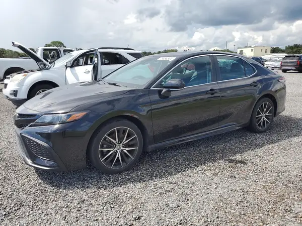 4T1G11AK0NU629268 2022 TOYOTA CAMRY - Image 1