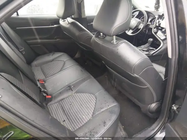 4T1G11AK0NU633837 2022 TOYOTA CAMRY - Image 8