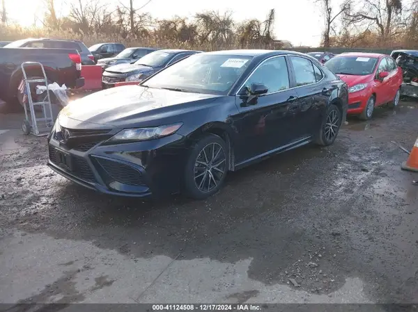 4T1G11AK0NU634938 2022 TOYOTA CAMRY - Image 2