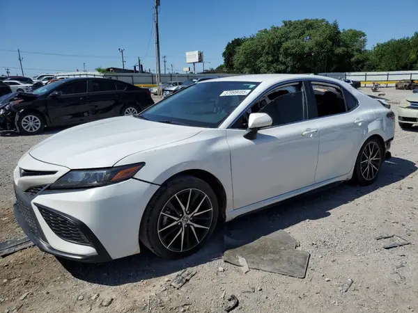 4T1G11AK0NU639430 2022 TOYOTA CAMRY - Image 1