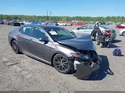 4T1G11AK0NU643445 2022 TOYOTA CAMRY