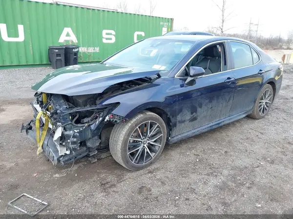 4T1G11AK0NU649164 2022 TOYOTA CAMRY - Image 2