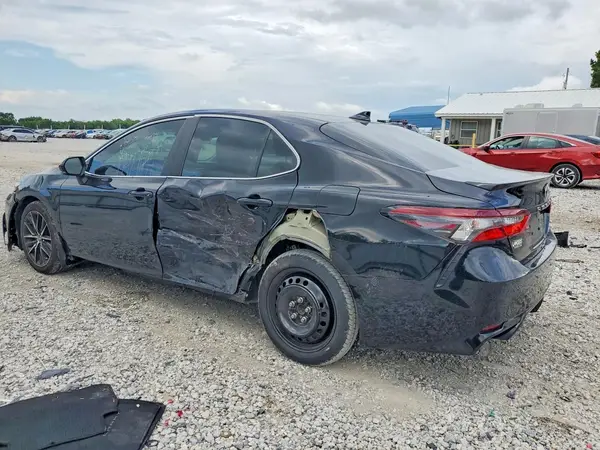 4T1G11AK0NU652663 2022 TOYOTA CAMRY - Image 2