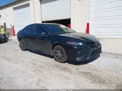 4T1G11AK0NU657071 2022 TOYOTA CAMRY