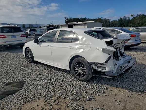 4T1G11AK0NU661671 2022 TOYOTA CAMRY - Image 2