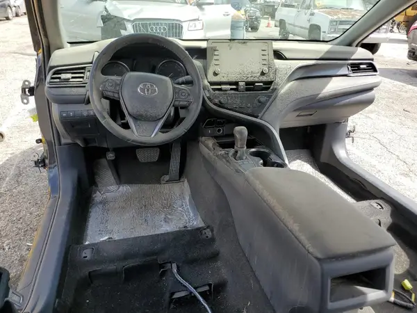4T1G11AK0NU670967 2022 TOYOTA CAMRY - Image 8