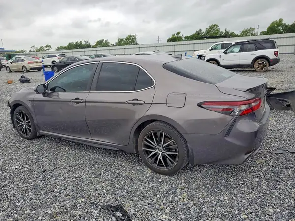 4T1G11AK0NU674291 2022 TOYOTA CAMRY - Image 2
