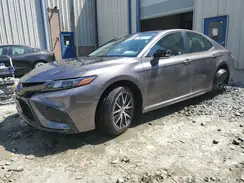 4T1G11AK0NU697943 2022 TOYOTA CAMRY