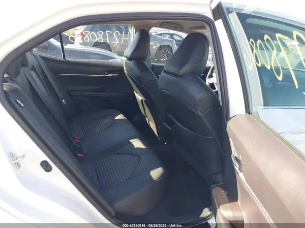 4T1G11AK0NU702624 2022 TOYOTA CAMRY - Image 8