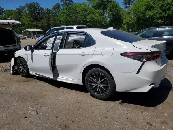 4T1G11AK0NU706785 2022 TOYOTA CAMRY - Image 2